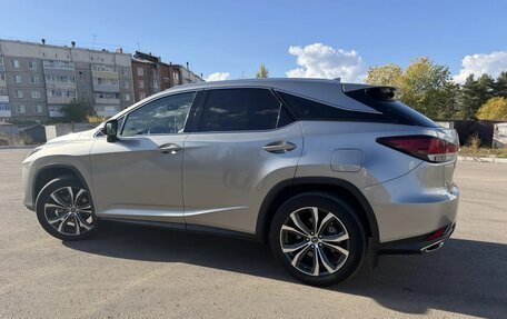 Lexus RX IV рестайлинг, 2021 год, 5 900 000 рублей, 10 фотография