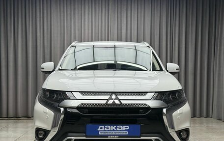 Mitsubishi Outlander III рестайлинг 3, 2019 год, 2 149 000 рублей, 2 фотография
