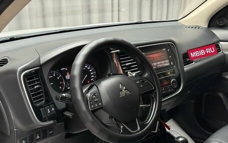 Mitsubishi Outlander III рестайлинг 3, 2019 год, 2 149 000 рублей, 8 фотография
