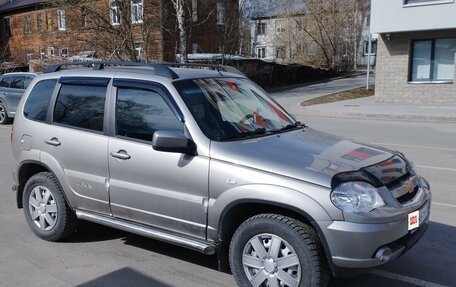 Chevrolet Niva I рестайлинг, 2012 год, 620 000 рублей, 2 фотография