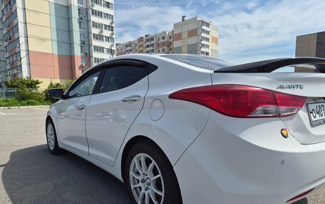 Hyundai Avante, 2012 год, 550 000 рублей, 3 фотография
