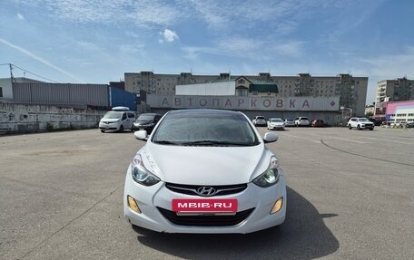 Hyundai Avante, 2012 год, 550 000 рублей, 2 фотография