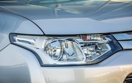 Mitsubishi Outlander III рестайлинг 3, 2014 год, 1 348 000 рублей, 11 фотография