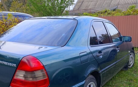 Mercedes-Benz C-Класс, 1997 год, 300 000 рублей, 3 фотография