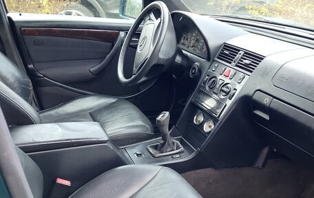 Mercedes-Benz C-Класс, 1997 год, 300 000 рублей, 5 фотография