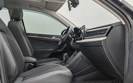 Volkswagen Tiguan II, 2022 год, 2 530 000 рублей, 14 фотография