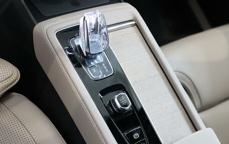 Volvo XC90 II рестайлинг, 2026 год, 10 000 000 рублей, 13 фотография