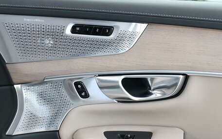 Volvo XC90 II рестайлинг, 2026 год, 10 000 000 рублей, 18 фотография