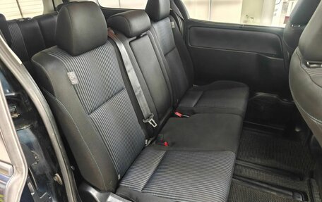 Toyota Voxy III, 2015 год, 1 800 000 рублей, 15 фотография