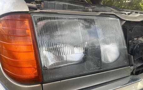 Mercedes-Benz E-Класс, 1992 год, 330 000 рублей, 12 фотография