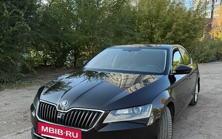 Skoda Superb III рестайлинг, 2017 год, 1 650 000 рублей, 2 фотография