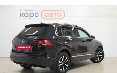 Volkswagen Tiguan II, 2019 год, 2 108 000 рублей, 3 фотография
