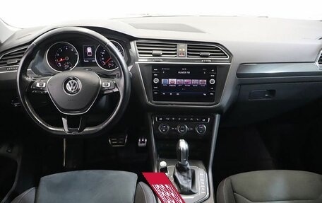 Volkswagen Tiguan II, 2019 год, 2 108 000 рублей, 11 фотография