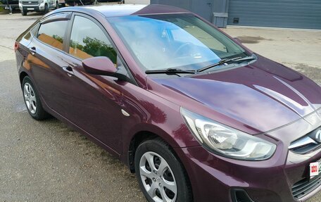 Hyundai Solaris II рестайлинг, 2011 год, 650 000 рублей, 16 фотография