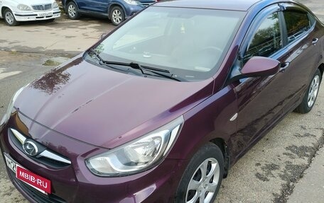 Hyundai Solaris II рестайлинг, 2011 год, 650 000 рублей, 20 фотография