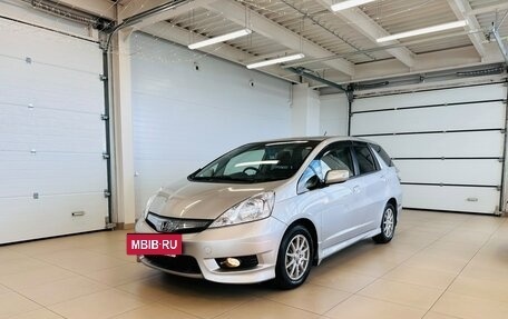 Honda Fit Shuttle I рестайлинг, 2012 год, 1 049 000 рублей, 2 фотография