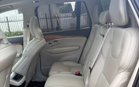 Volvo XC90 II рестайлинг, 2018 год, 3 850 000 рублей, 4 фотография