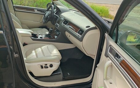Volkswagen Touareg III, 2016 год, 2 850 000 рублей, 7 фотография