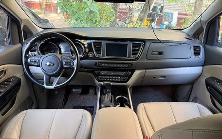 KIA Carnival III, 2019 год, 3 200 000 рублей, 5 фотография