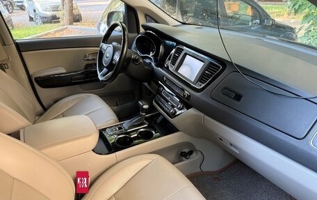 KIA Carnival III, 2019 год, 3 200 000 рублей, 4 фотография