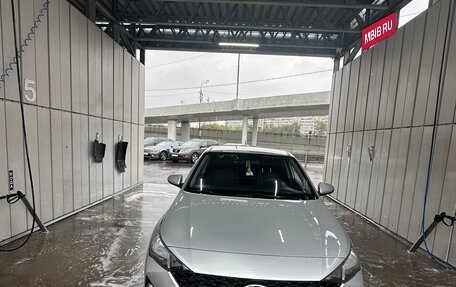 Hyundai Solaris II рестайлинг, 2021 год, 1 590 000 рублей, 12 фотография