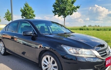 Honda Accord IX рестайлинг, 2013 год, 1 550 000 рублей, 3 фотография