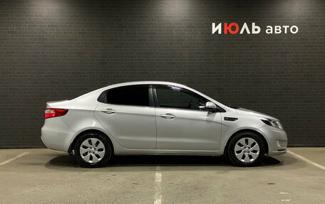 KIA Rio III рестайлинг, 2011 год, 700 000 рублей, 4 фотография