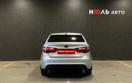 KIA Rio III рестайлинг, 2011 год, 700 000 рублей, 6 фотография