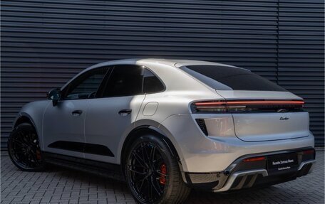 Porsche Macan, 2026 год, 18 749 000 рублей, 3 фотография