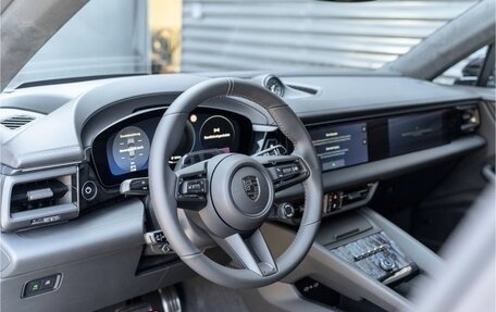 Porsche Macan, 2026 год, 18 749 000 рублей, 4 фотография