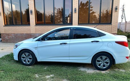 Hyundai Solaris II рестайлинг, 2015 год, 980 000 рублей, 5 фотография