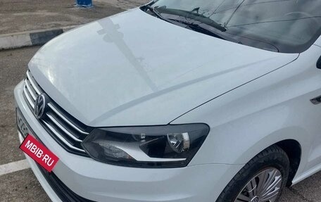 Volkswagen Polo VI (EU Market), 2018 год, 1 100 000 рублей, 2 фотография