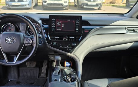 Toyota Camry, 2021 год, 2 000 000 рублей, 5 фотография