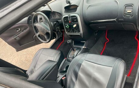 Mitsubishi Carisma I, 2003 год, 190 000 рублей, 9 фотография