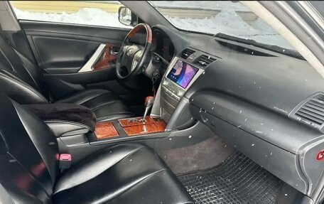 Toyota Camry, 2007 год, 870 000 рублей, 6 фотография