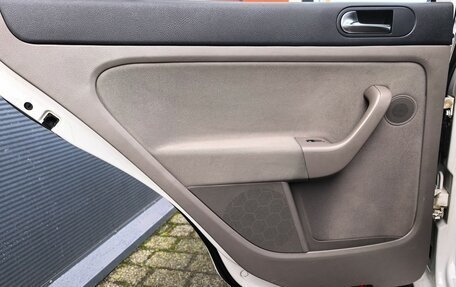Volkswagen Golf Plus II, 2011 год, 999 000 рублей, 12 фотография
