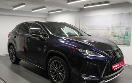 Lexus RX IV рестайлинг, 2019 год, 4 897 000 рублей, 3 фотография
