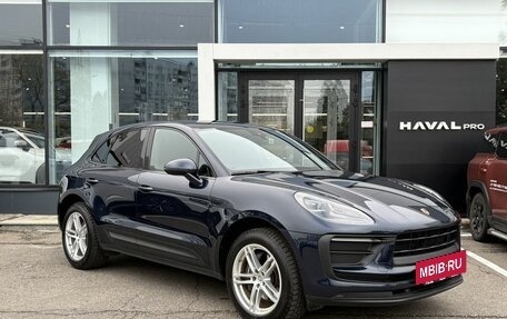 Porsche Macan I рестайлинг, 2021 год, 7 499 000 рублей, 3 фотография
