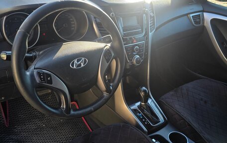 Hyundai i30 II рестайлинг, 2012 год, 850 000 рублей, 7 фотография