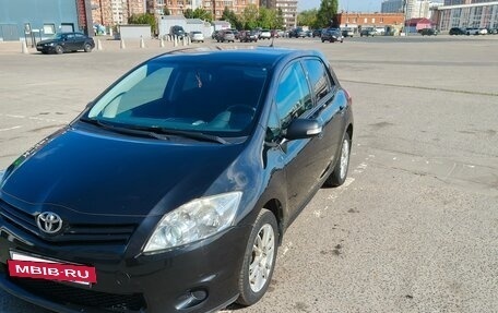 Toyota Auris II, 2010 год, 950 000 рублей, 4 фотография