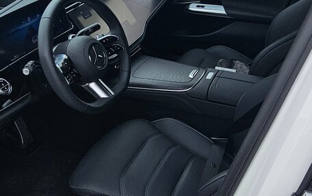 Mercedes-Benz E-Класс, 2024 год, 7 800 000 рублей, 12 фотография