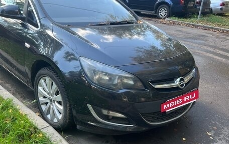Opel Astra J, 2014 год, 800 000 рублей, 5 фотография