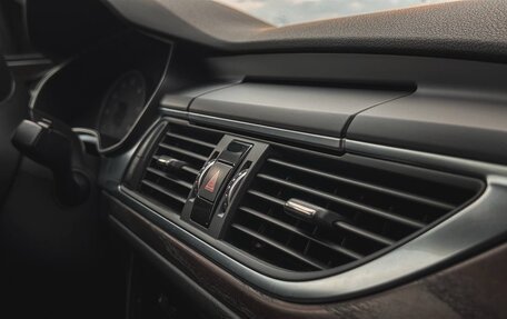 Audi A6, 2016 год, 2 650 000 рублей, 13 фотография