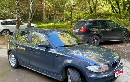 BMW 1 серия, 2005 год, 700 000 рублей, 7 фотография