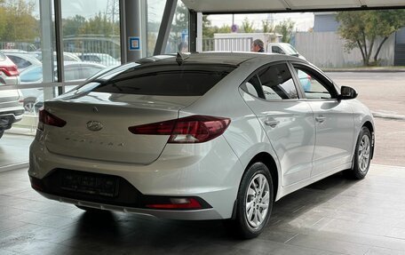 Hyundai Elantra VI рестайлинг, 2019 год, 1 299 000 рублей, 6 фотография