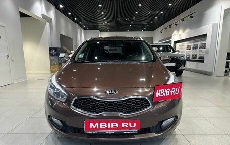 KIA cee'd III, 2015 год, 1 070 000 рублей, 2 фотография