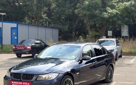 BMW 3 серия, 2007 год, 850 000 рублей, 2 фотография