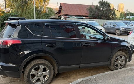 Toyota RAV4, 2019 год, 1 900 000 рублей, 9 фотография