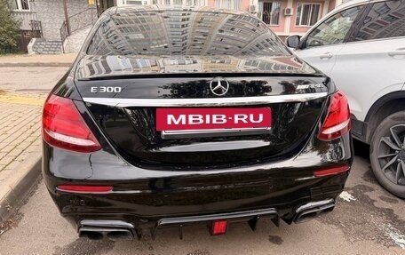 Mercedes-Benz E-Класс, 2017 год, 3 100 000 рублей, 3 фотография