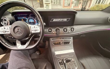 Mercedes-Benz E-Класс, 2017 год, 3 100 000 рублей, 12 фотография